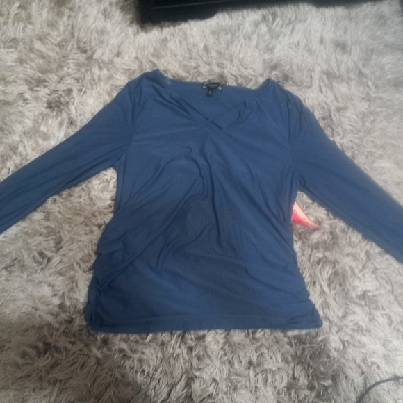 Blue Derek Heart Maternity Shirt - Picture 1 of 6